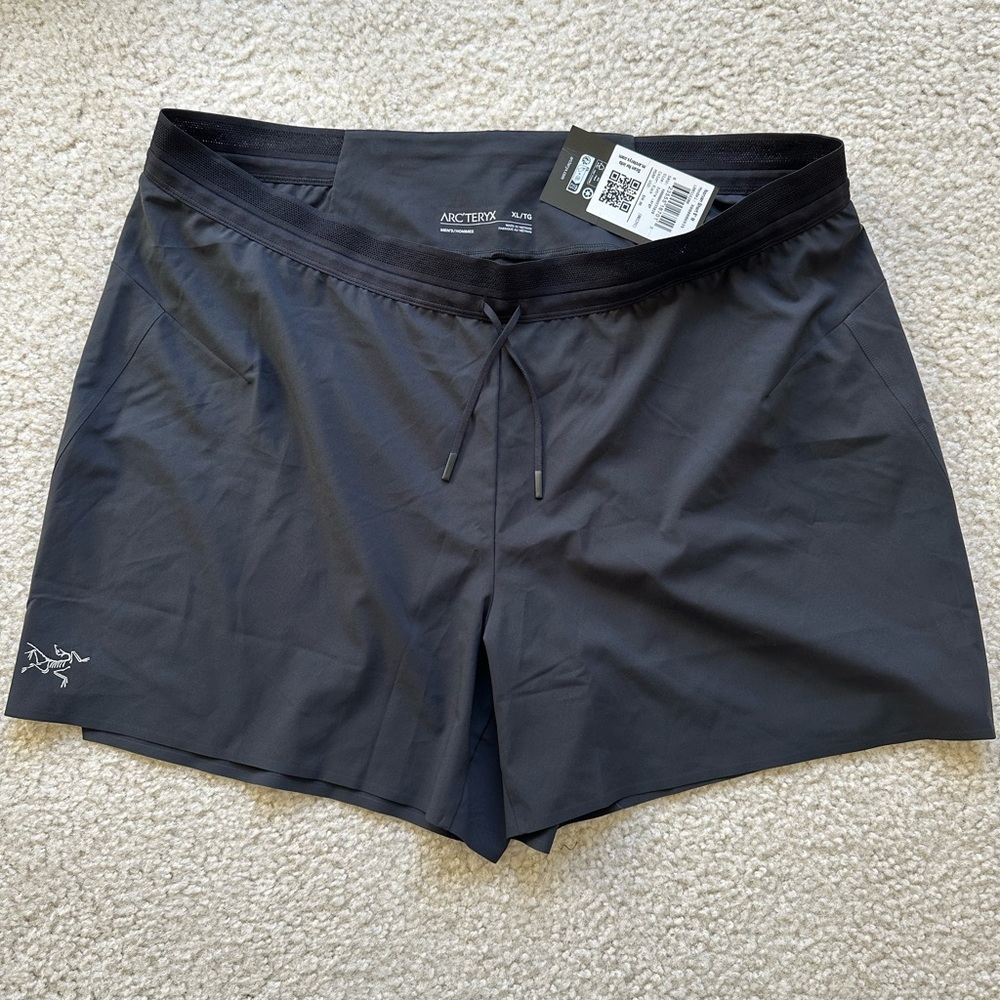 Arcteryx Norvan Shorts Mens XL Black Athletic Elastic Climbing Light Unlined 5”